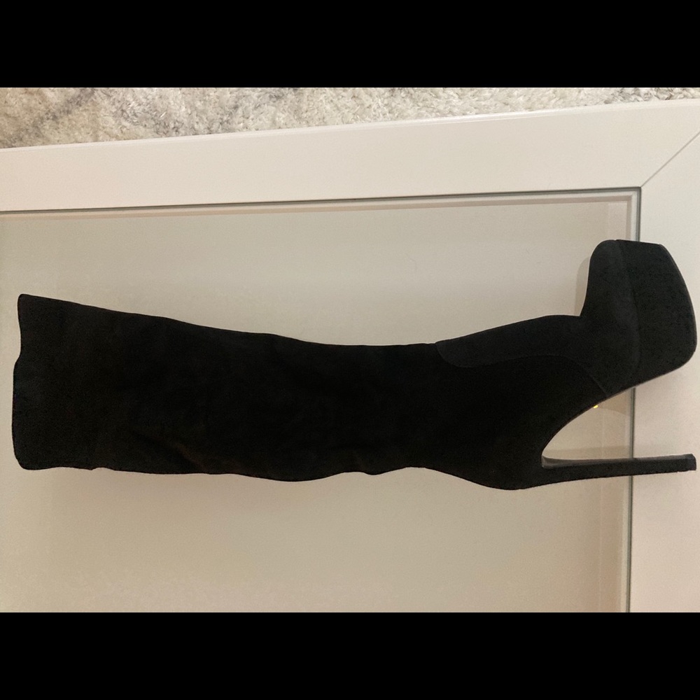 Prada boots, open to trade - Picture 3 of 13